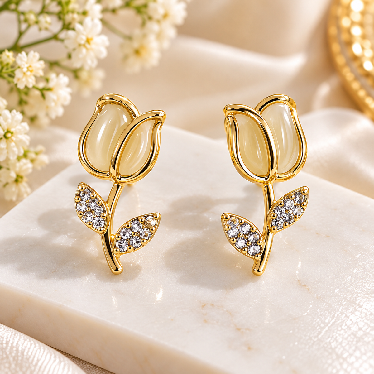 FLORAL STUD EARRINGS
