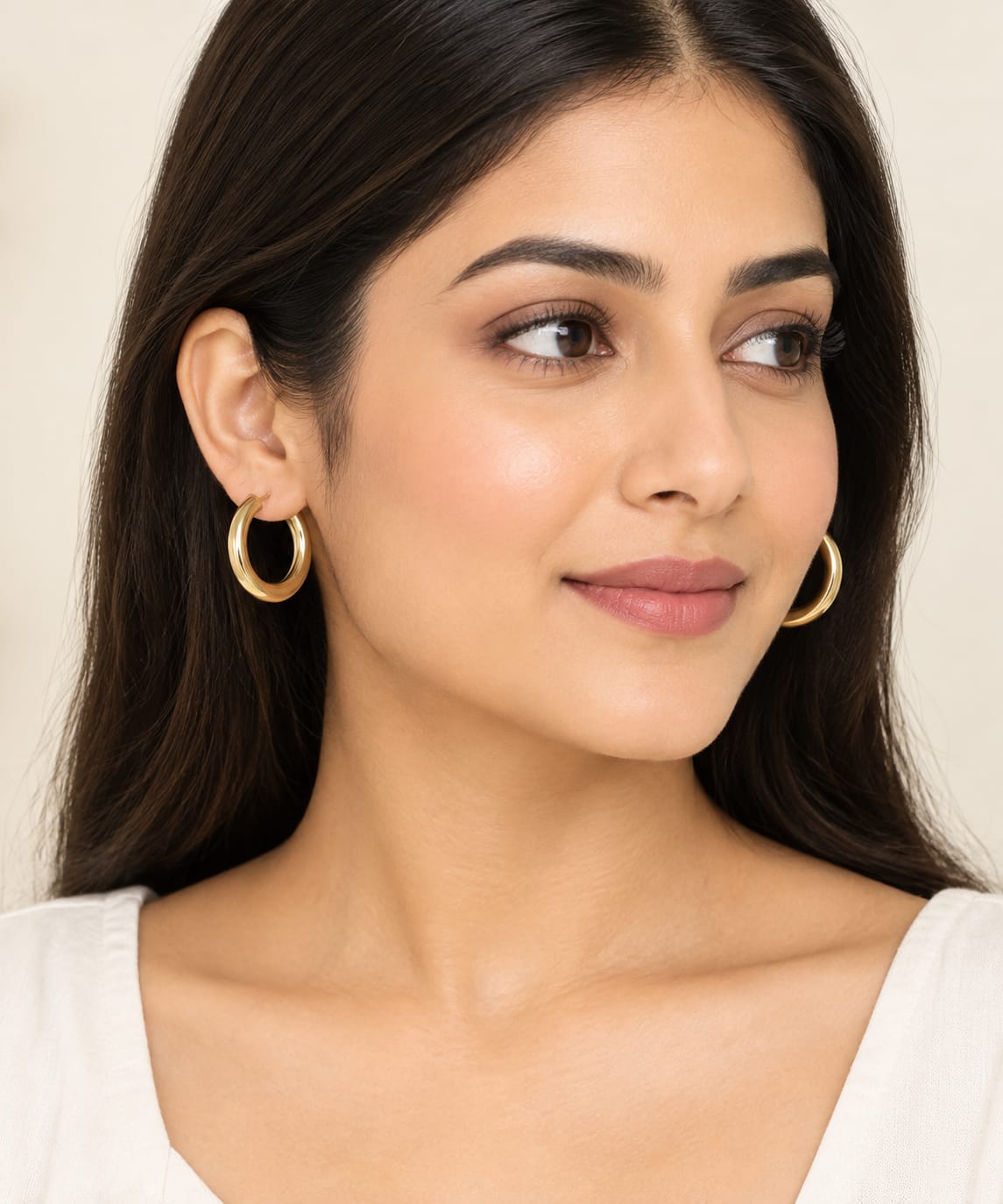 GOLD TONE FASHION EARRINGS SET